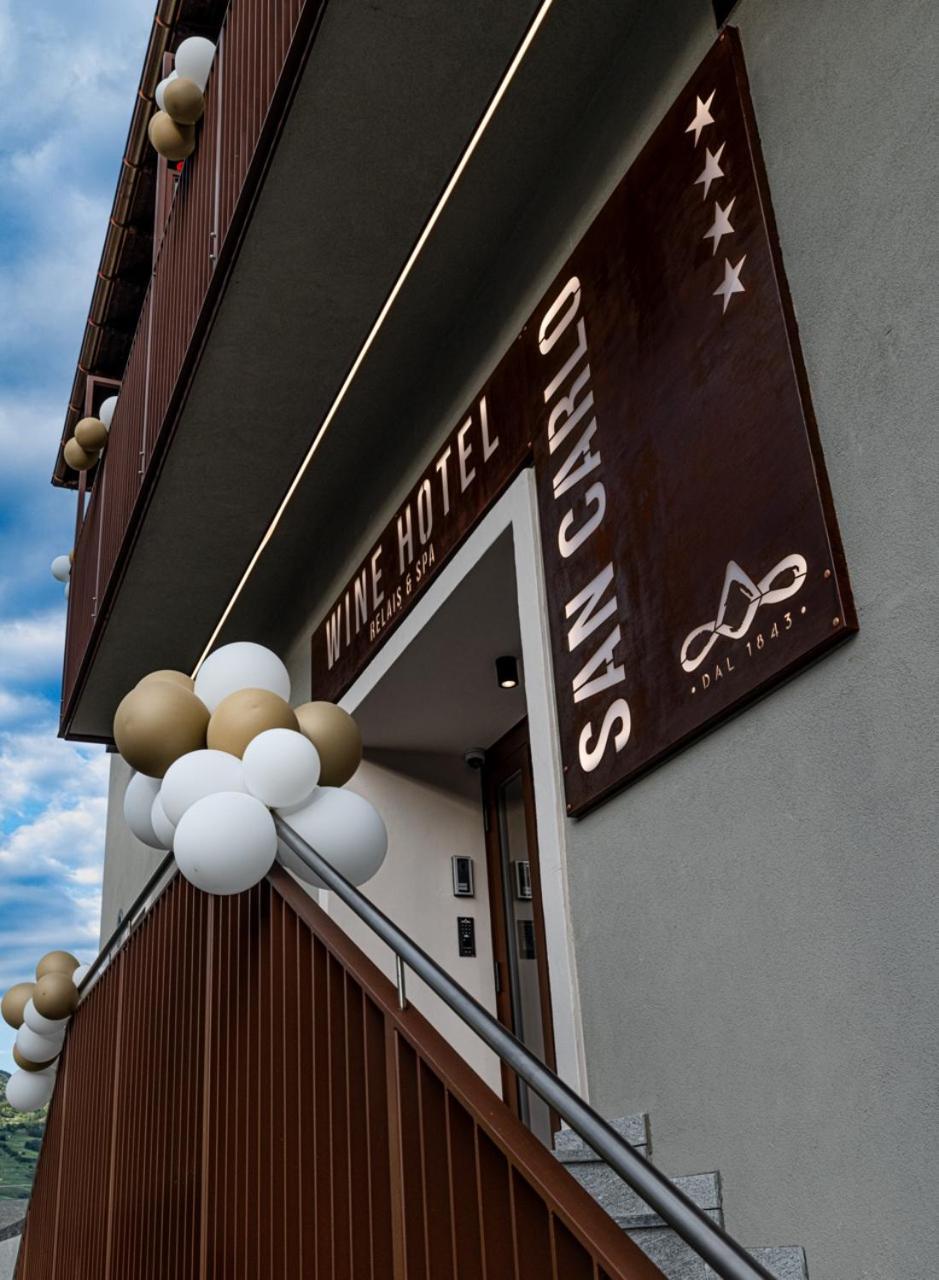 Wine Hotel San Carlo - Relais & Spa - Boutique Hotel Chiuro Екстериор снимка