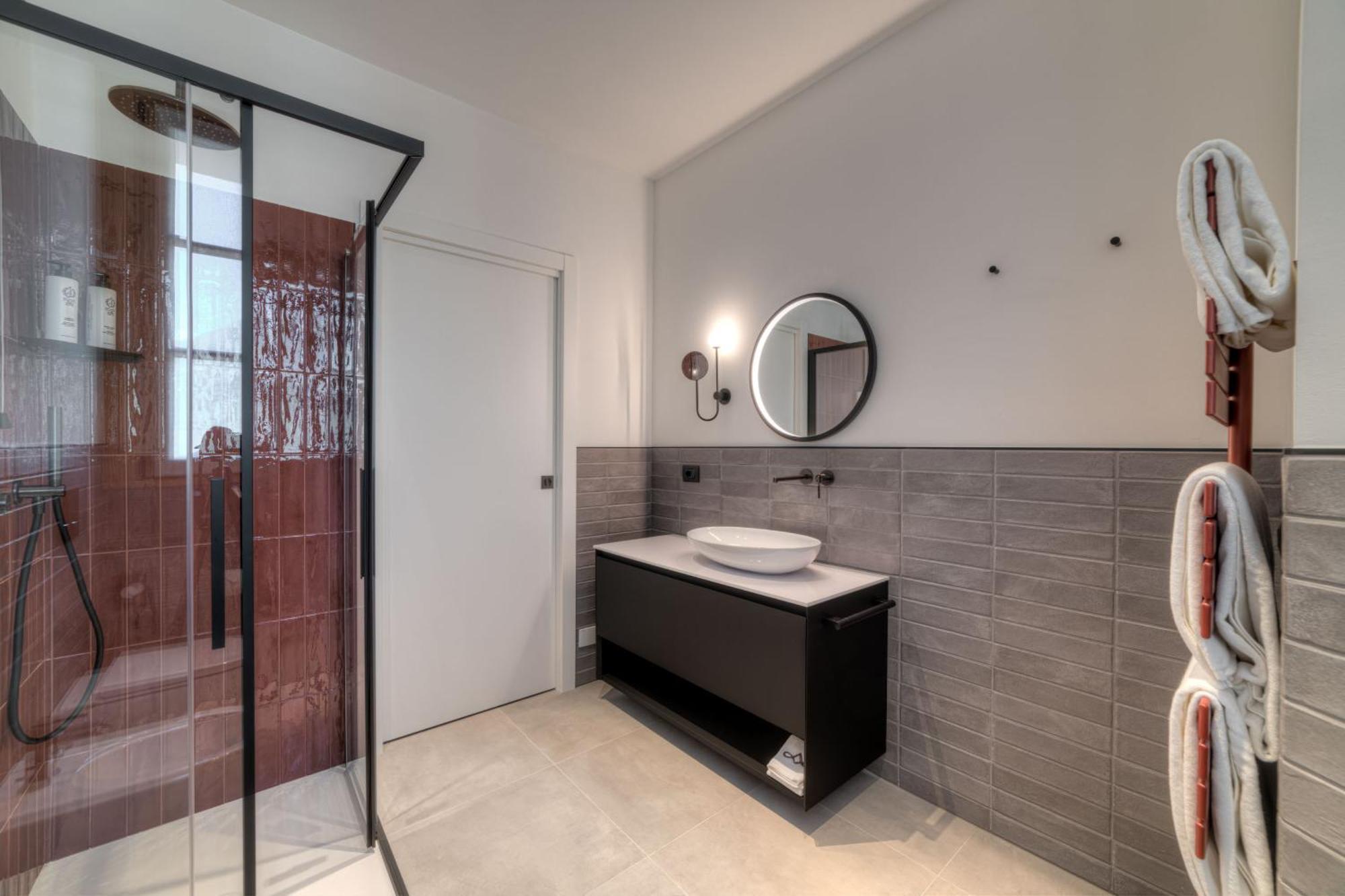 Wine Hotel San Carlo - Relais & Spa - Boutique Hotel Chiuro Екстериор снимка