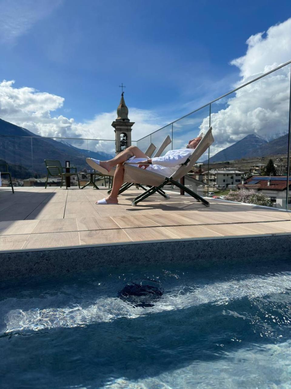 Wine Hotel San Carlo - Relais & Spa - Boutique Hotel Chiuro Екстериор снимка